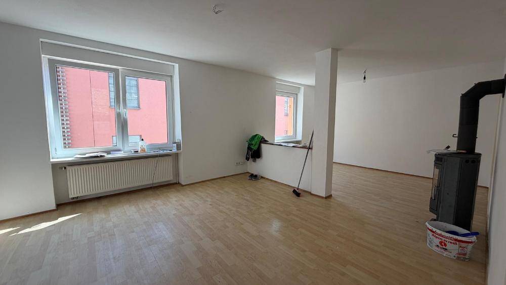 Reihenmittelhaus Pirmasens Innenstadt - 7 Zimmer, 181 m&sup2;, 159.000&euro; | Angebot:26261505