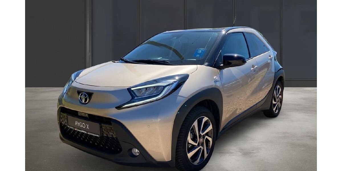 Toyota Aygo (X) 3.500 km 17.990 &euro; Heusweiler 66265