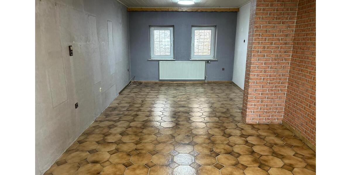 Einfamilienhaus Hermersberg - 6 Zimmer, 94 m&sup2;, 210.000&euro; | Angebot:26103828