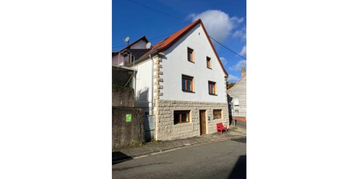 Dachgeschoßwohnung Saarbrücken Brebach-Fechingen - 3 Zimmer, 70 m&sup2;, 139.000&euro; | Angebot:25256842