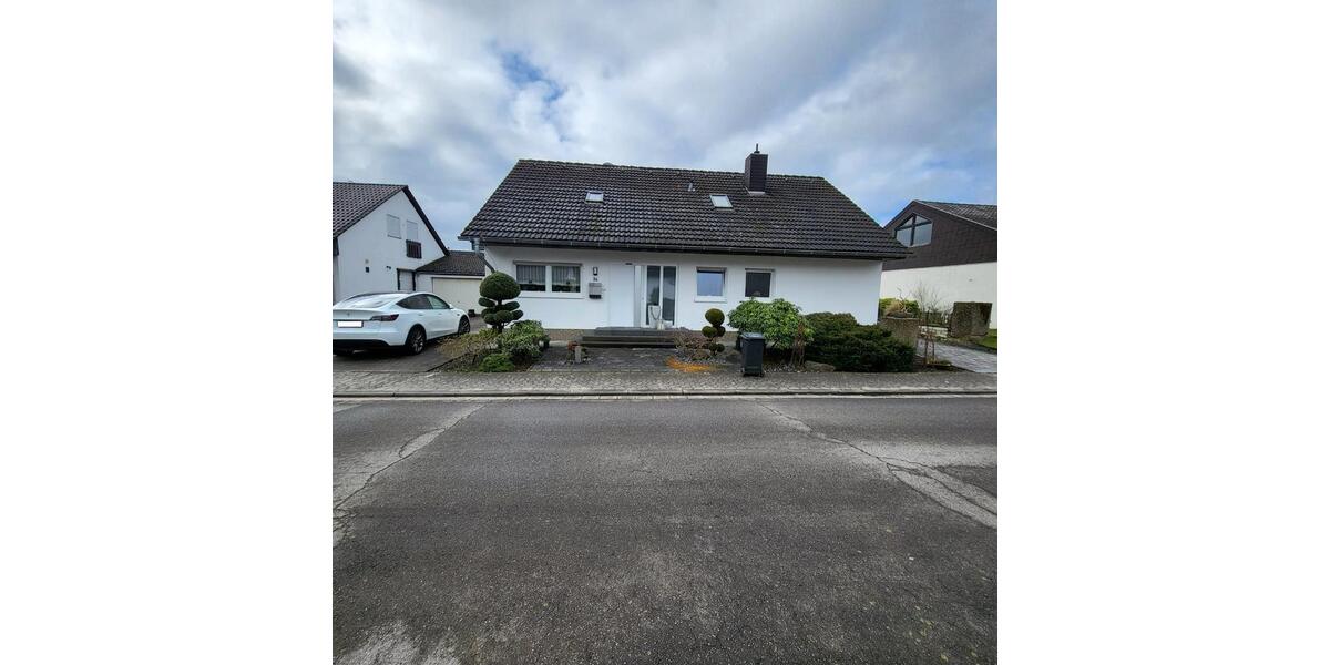 Einfamilienhaus Blieskastel - 5 Zimmer, 199 m&sup2;, 482.000&euro; | Angebot:25964246