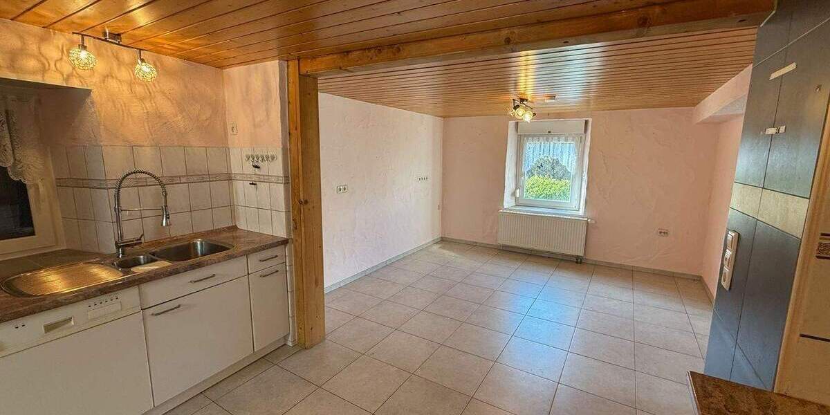 Einfamilienhaus Erzenhausen - 5 Zimmer, 125 m&sup2;, 189.000&euro; | Angebot:25689463