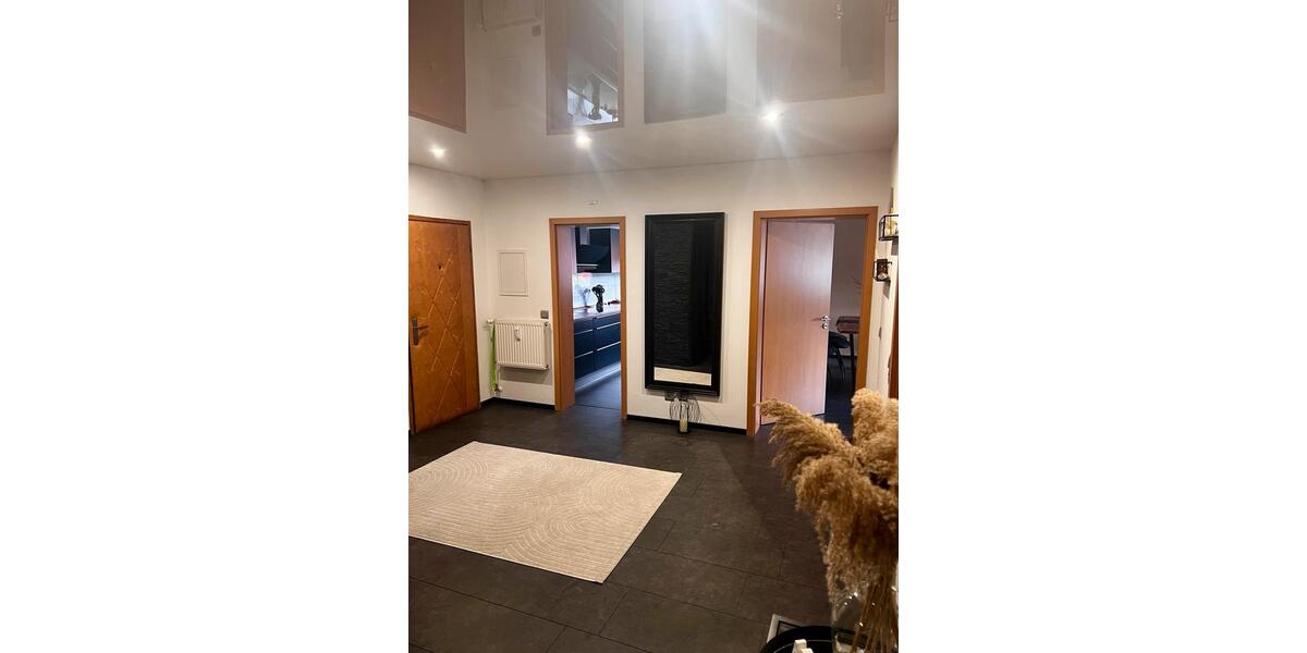 Etagenwohnung Sankt Ingbert - 3 Zimmer, 105 m&sup2;, 220.000&euro; | Angebot:26062306