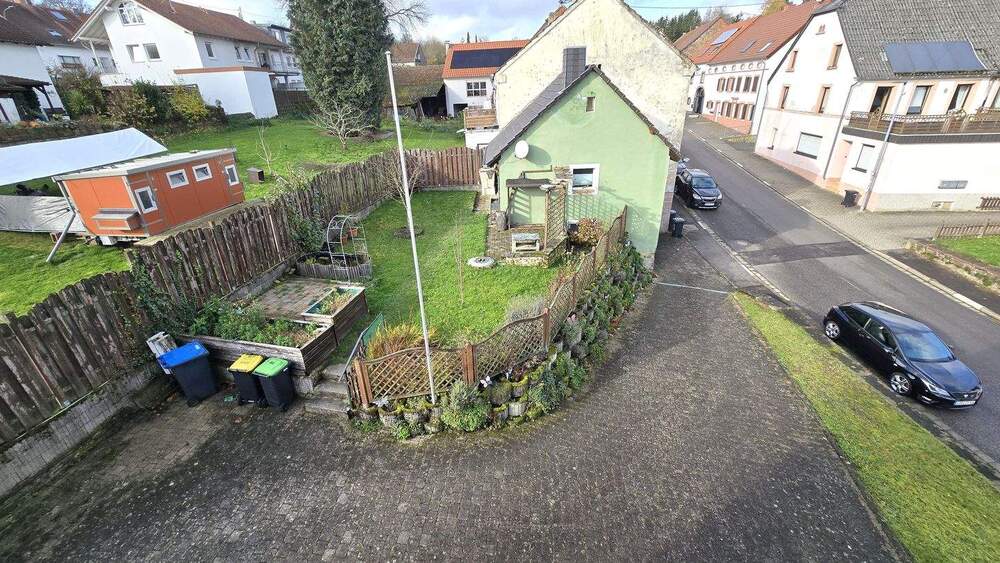 Einfamilienhaus Mandelbachtal Heckendalheim - 8 Zimmer, 180 m&sup2;, 259.000&euro; | Angebot:25677418