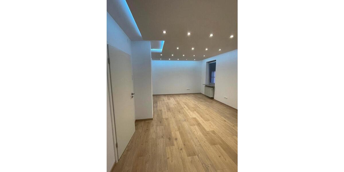 Etagenwohnung Zweibrücken - 4 Zimmer, 100 m&sup2;, 1.000&euro; | Angebot:25952471