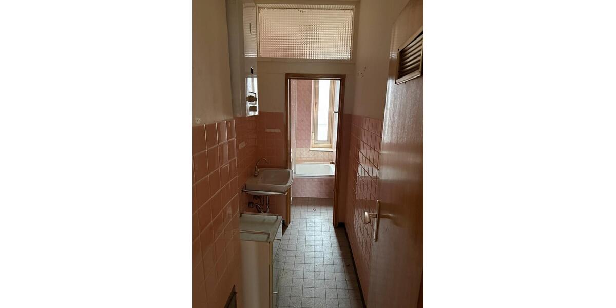 Etagenwohnung Neunkirchen - 1 Zimmer, 65 m&sup2;, 450&euro; | Angebot:25099924