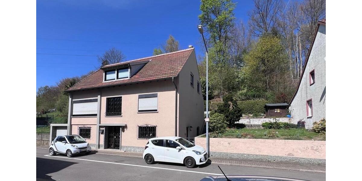 Einfamilienhaus Kirkel - 7 Zimmer, 150 m&sup2;, 320.000&euro; | Angebot:26122621