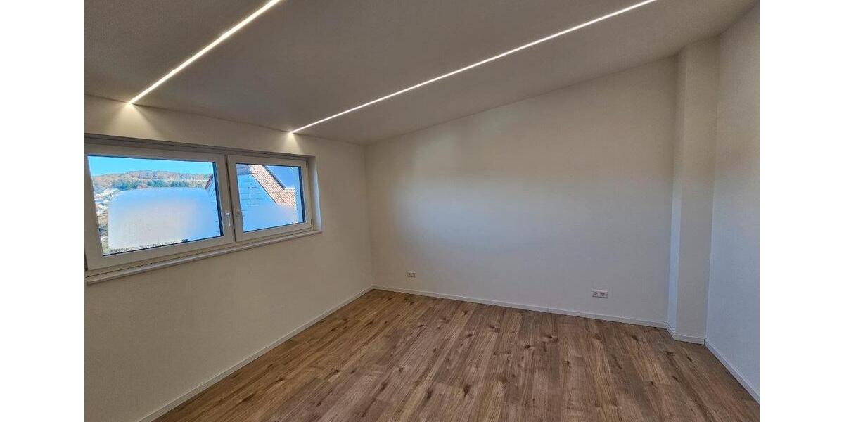 Dachgeschoßwohnung Schönenberg-Kübelberg Kübelberg - 2 Zimmer, 64 m&sup2;, 199.000&euro; | Angebot:27291676