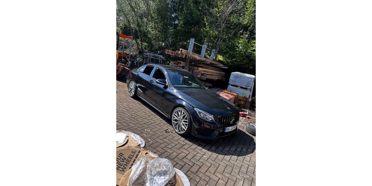 Mercedes-Benz C 400 210.000 km 21.400 &euro; Illingen 66557