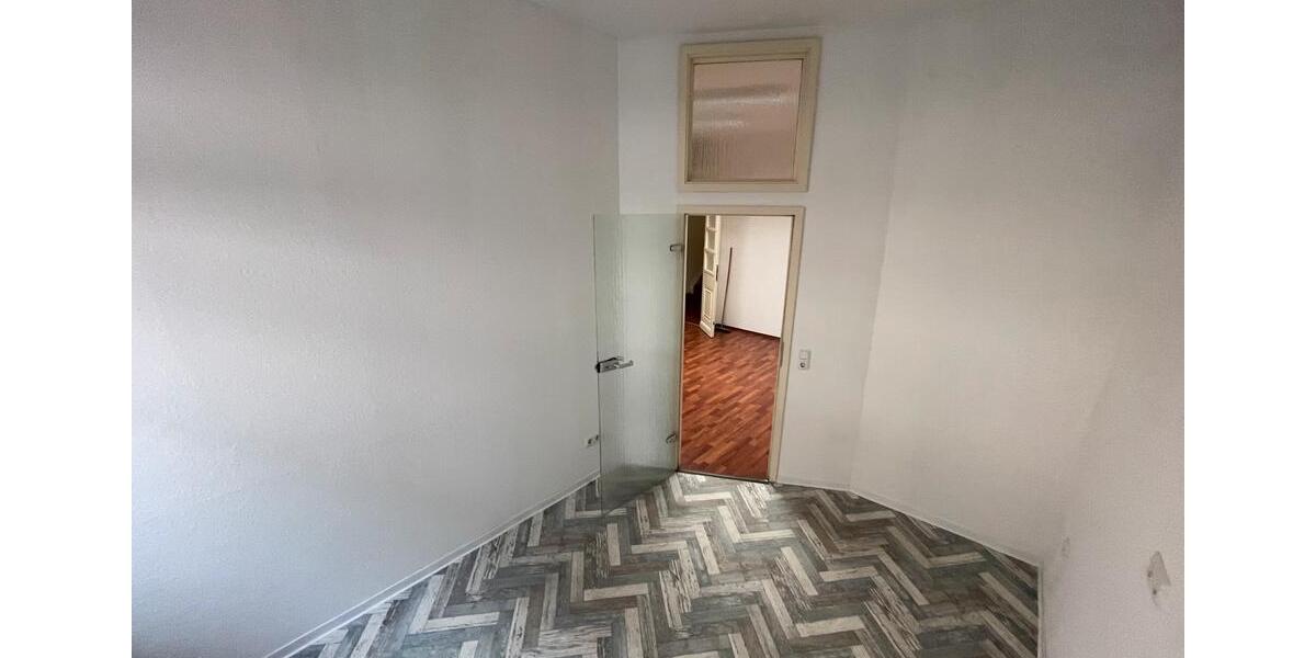 Etagenwohnung Sankt Wendel - 7 Zimmer, 134 m&sup2;, 1.200&euro; | Angebot:25224735