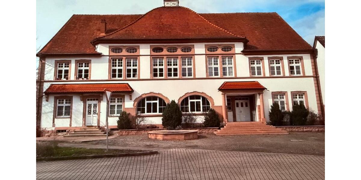 Etagenwohnung Sankt Wendel - 3 Zimmer, 110 m&sup2;, 950&euro; | Angebot:25979103