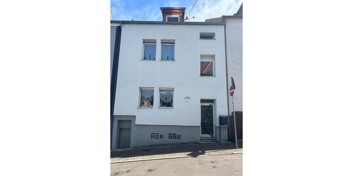 Mehrfamilienhaus, Wohnhaus Neunkirchen - 6 Zimmer, 153 m&sup2;, 299.000&euro; | Angebot:26072951