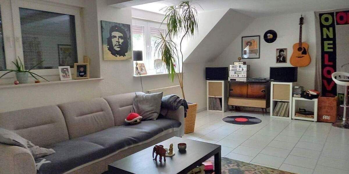 Mehrfamilienhaus, Wohnhaus Sankt Ingbert St. Ingbert - 7 Zimmer, 200 m&sup2;, 329.000&euro; | Angebot:26188719