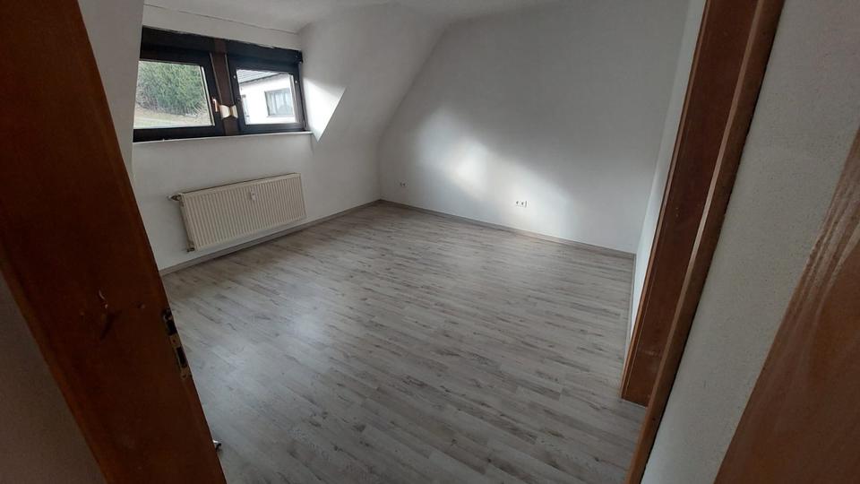 Dachgeschoßwohnung Homburg - 2 Zimmer, 55 m&sup2;, 500&euro; | Angebot:25572200