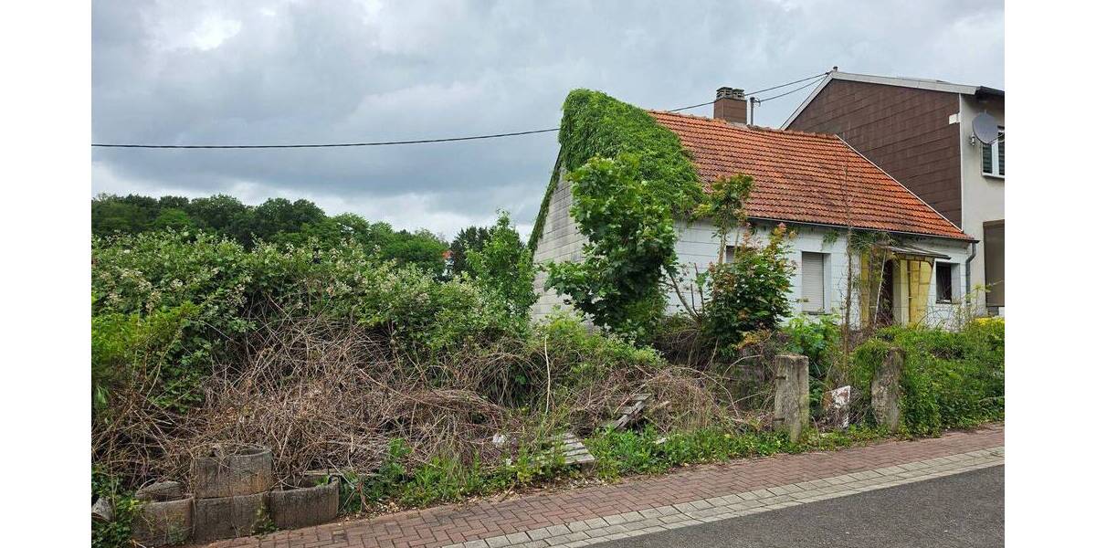 Einfamilienhaus Spiesen-Elversberg Elversberg - 4 Zimmer, 90 m&sup2;, 75.000&euro; | Angebot:26930673