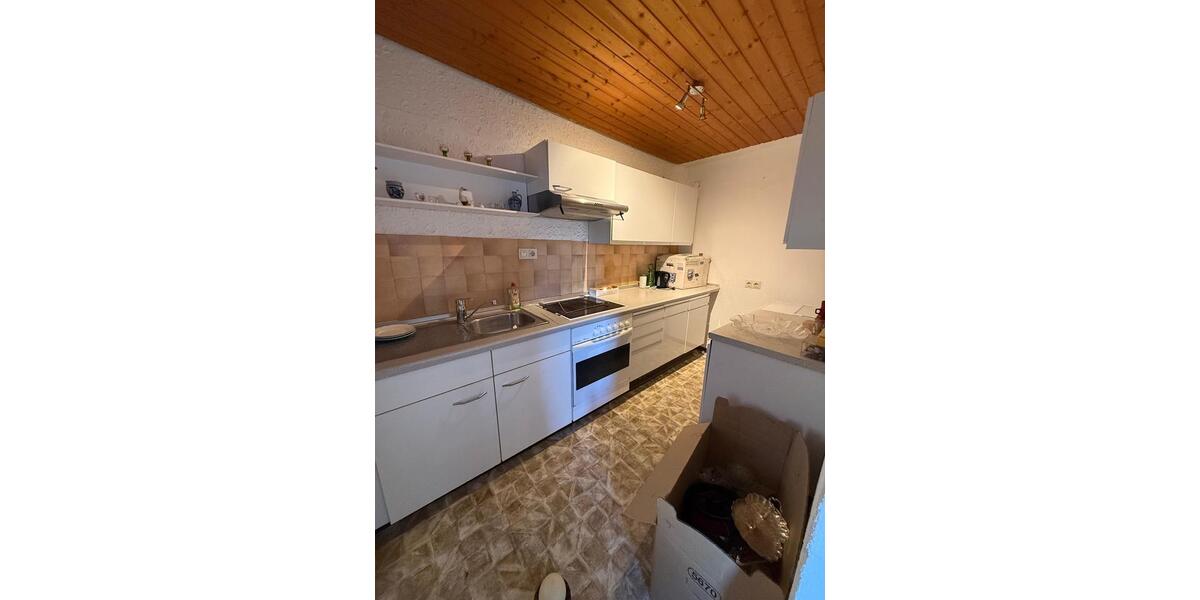 Etagenwohnung Schiffweiler - 2 Zimmer, 80 m&sup2;, 720&euro; | Angebot:25979101