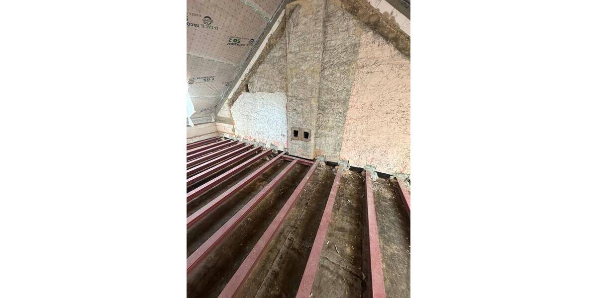 Etagenwohnung Saarbrücken Malstatt - 3 Zimmer, 87 m&sup2;, 99.990&euro; | Angebot:25684708