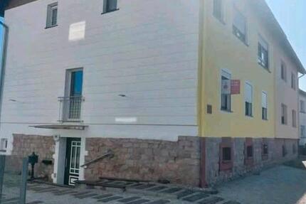 Haus Neunkirchen - 8 Zimmer, 240 m&sup2;, 339.000&euro; | Angebot:26592087