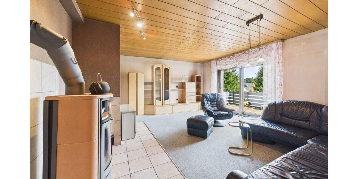 Mehrfamilienhaus, Wohnhaus Quierschied - 9 Zimmer, 234 m&sup2;, 195.000&euro; | Angebot:25799966