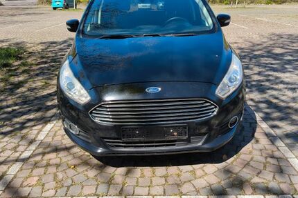 Ford S-Max 205.800 km 6.999 &euro; Saarbrücken 66119