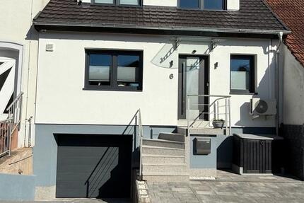 Haus Neunkirchen Kohlhof - 1 Zimmer, 96 m&sup2;, 250.000&euro; | Angebot:24284632