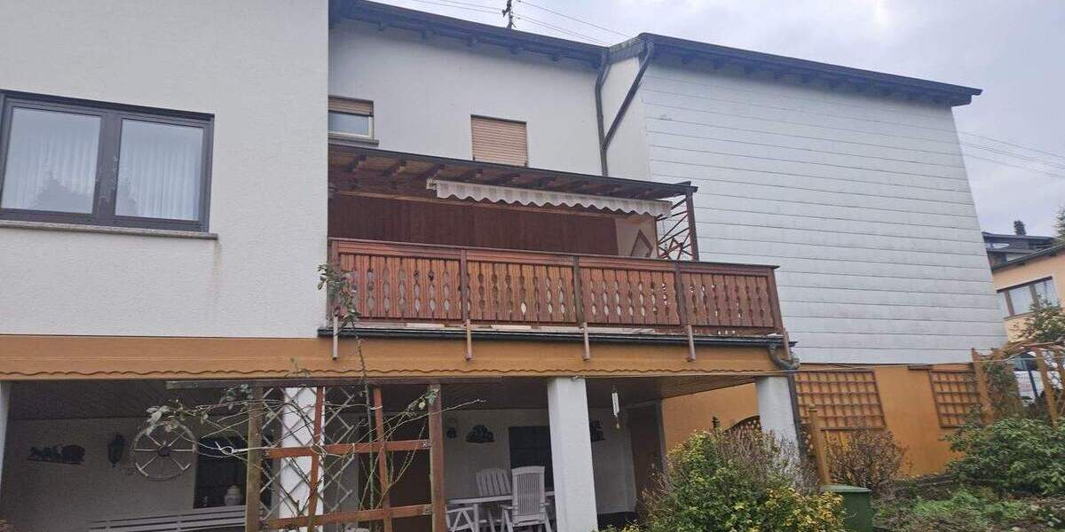 Mehrfamilienhaus, Wohnhaus Ottweiler - 6 Zimmer, 279.000&euro; | Angebot:25780473