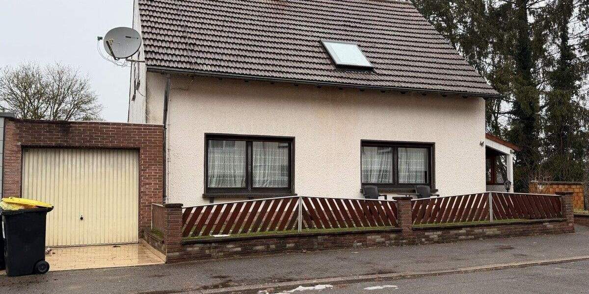 Mehrfamilienhaus, Wohnhaus Neunkirchen Innenstadt - 5 Zimmer, 158 m&sup2;, 189.000&euro; | Angebot:25673026