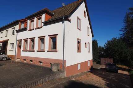 Haus Dellfeld - 8 Zimmer, 192 m&sup2;, 245.000&euro; | Angebot:23315379