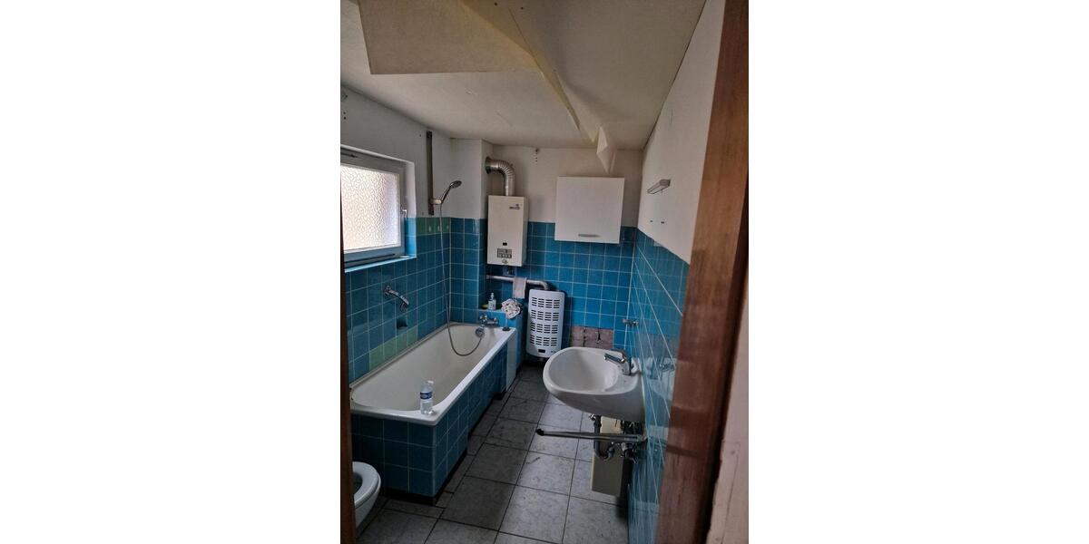 Mehrfamilienhaus, Wohnhaus Zweibrücken - 12 Zimmer, 240 m&sup2;, 250.000&euro; | Angebot:26594140