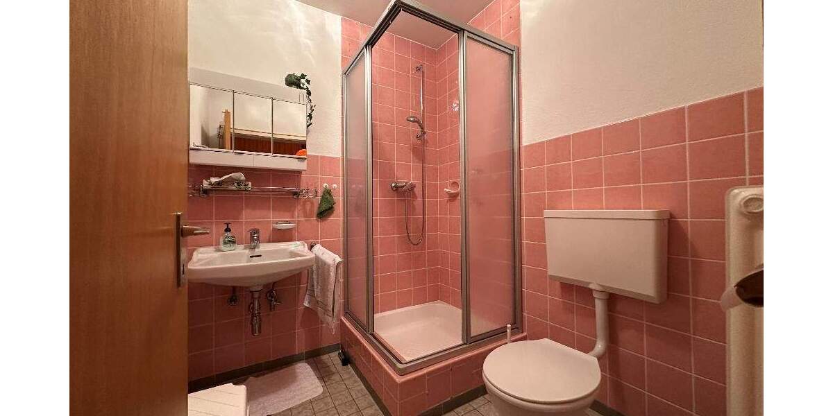 Einfamilienhaus Pirmasens Erlenbrunn - 6 Zimmer, 194 m&sup2;, 199.000&euro; | Angebot:25802497