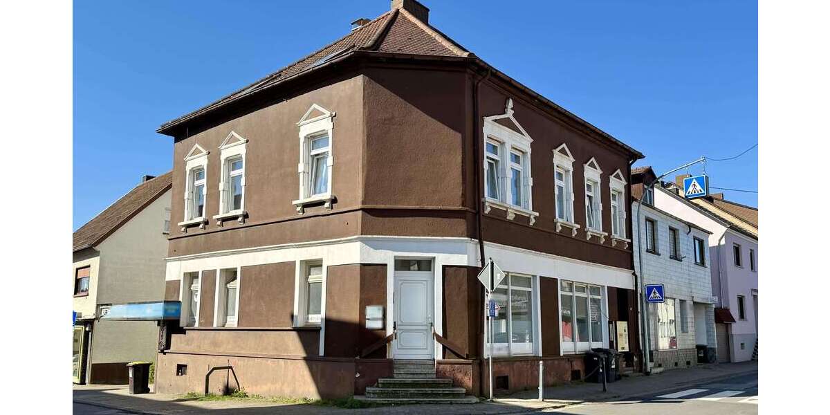 Einfamilienhaus Schiffweiler - 9 Zimmer, 190 m&sup2;, 199.000&euro; | Angebot:20650105