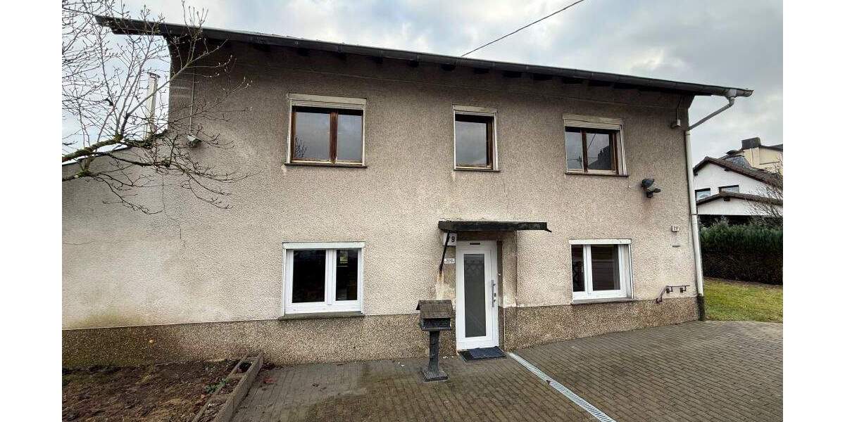 Einfamilienhaus Quierschied Göttelborn - 7 Zimmer, 123 m&sup2;, 99.000&euro; | Angebot:25695588