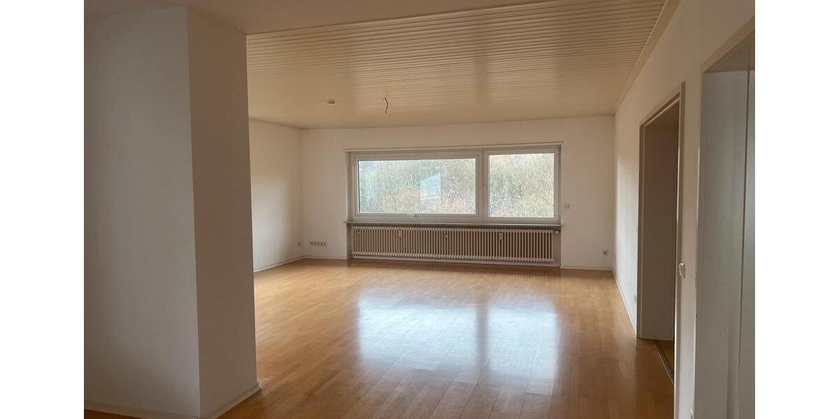 Etagenwohnung Illingen - 5 Zimmer, 135 m&sup2;, 1.495&euro; | Angebot:25329305