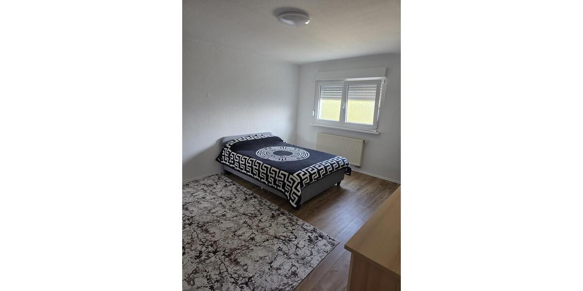 Erdgeschoßwohnung Pirmasens Niedersimten - 3 Zimmer, 90 m&sup2;, 750&euro; | Angebot:25859996