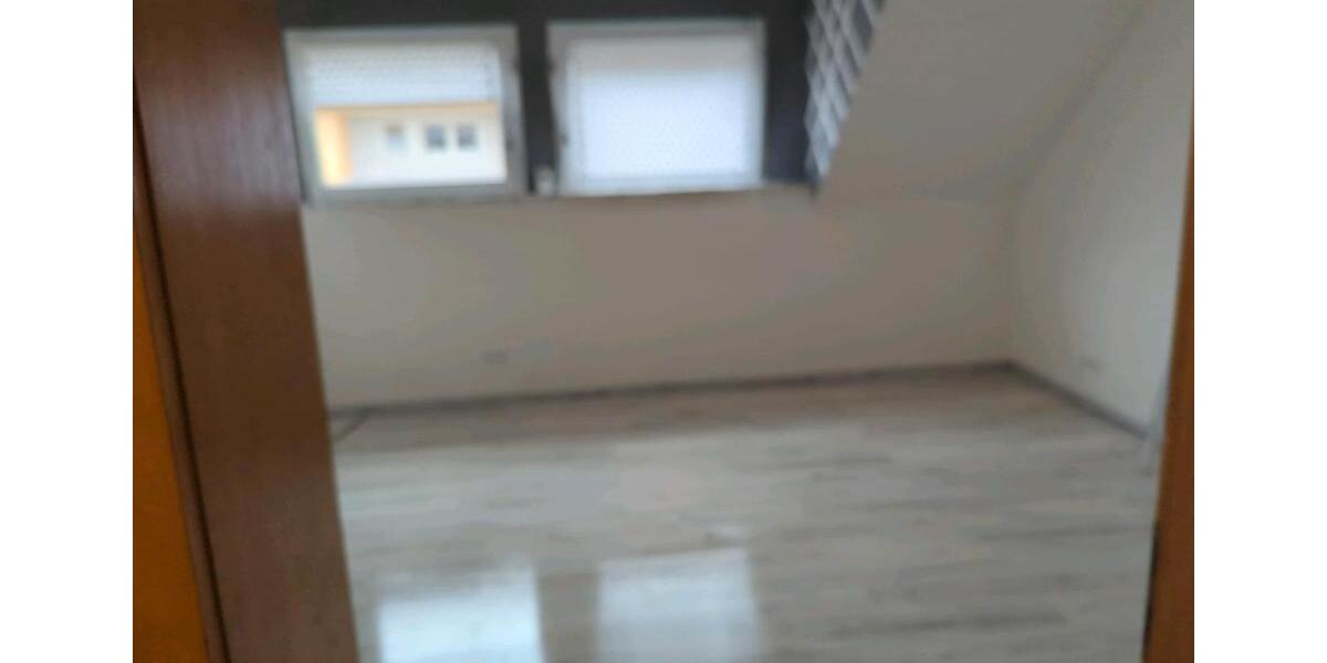 Doppelhaushälfte Homburg - 5 Zimmer, 160 m&sup2;, 230.000&euro; | Angebot:26663614