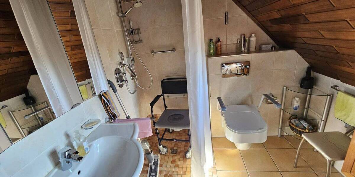 Einfamilienhaus Ottweiler - 5 Zimmer, 120 m&sup2;, 219.000&euro; | Angebot:26572748