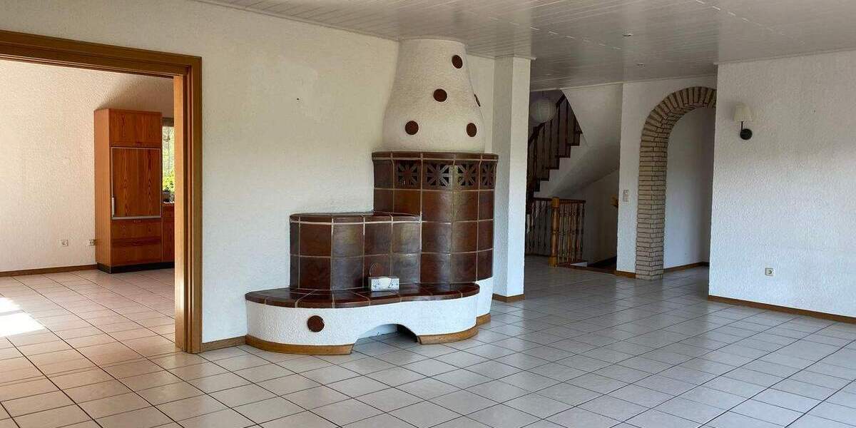 Bungalow Wallhalben - 7 Zimmer, 260 m&sup2;, 1.900&euro; | Angebot:26190672