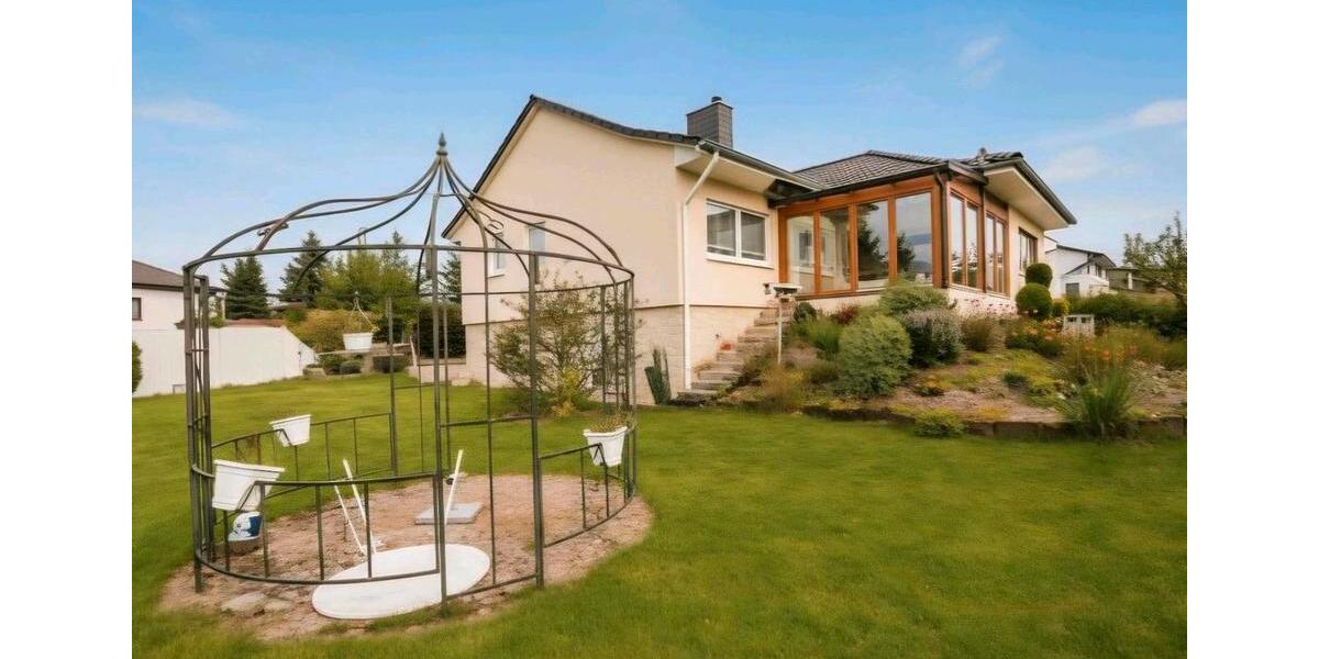 Bungalow Homburg - 7 Zimmer, 194 m&sup2;, 360.000&euro; | Angebot:26843720