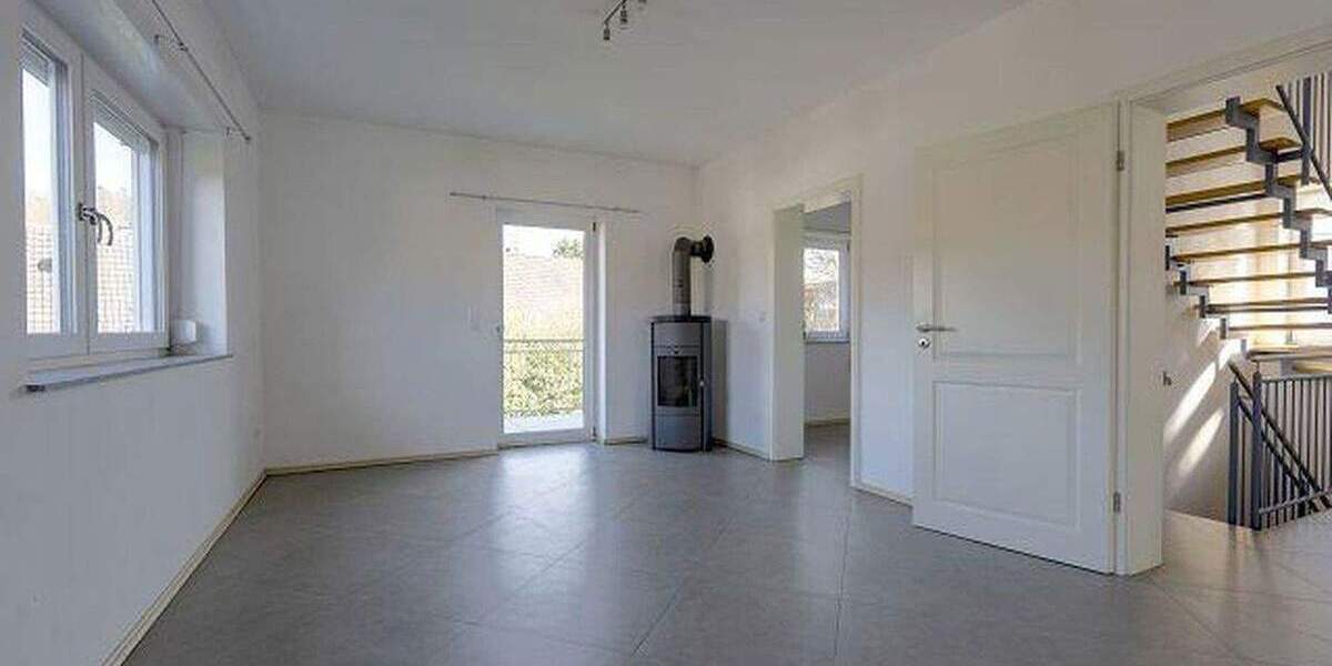 Einfamilienhaus Reichenbach-Steegen Reichenbach - 1 Zimmer, 255 m&sup2;, 2.100&euro; | Angebot:25760514