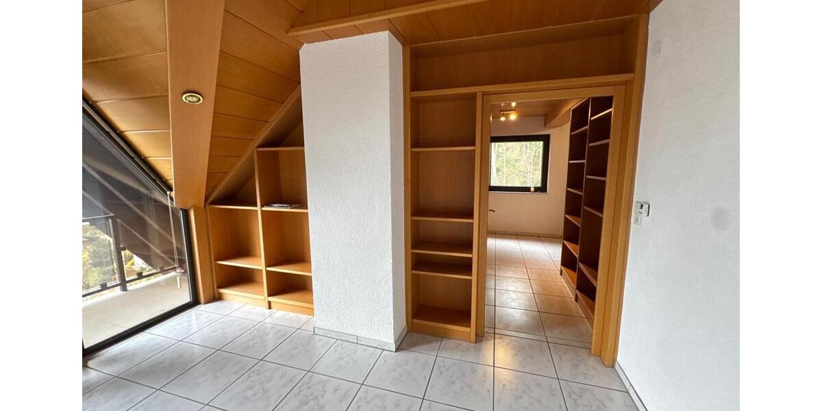 Etagenwohnung Waldfischbach-Burgalben Burgalben - 4.5 Zimmer, 190 m&sup2;, 950&euro; | Angebot:25902418