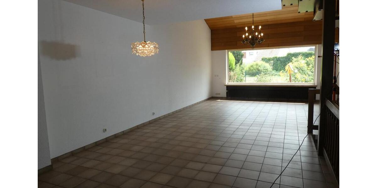 Reihenhaus Saarbrücken Brebach-Fechingen - 6 Zimmer, 195 m&sup2;, 348.000&euro; | Angebot:27166522