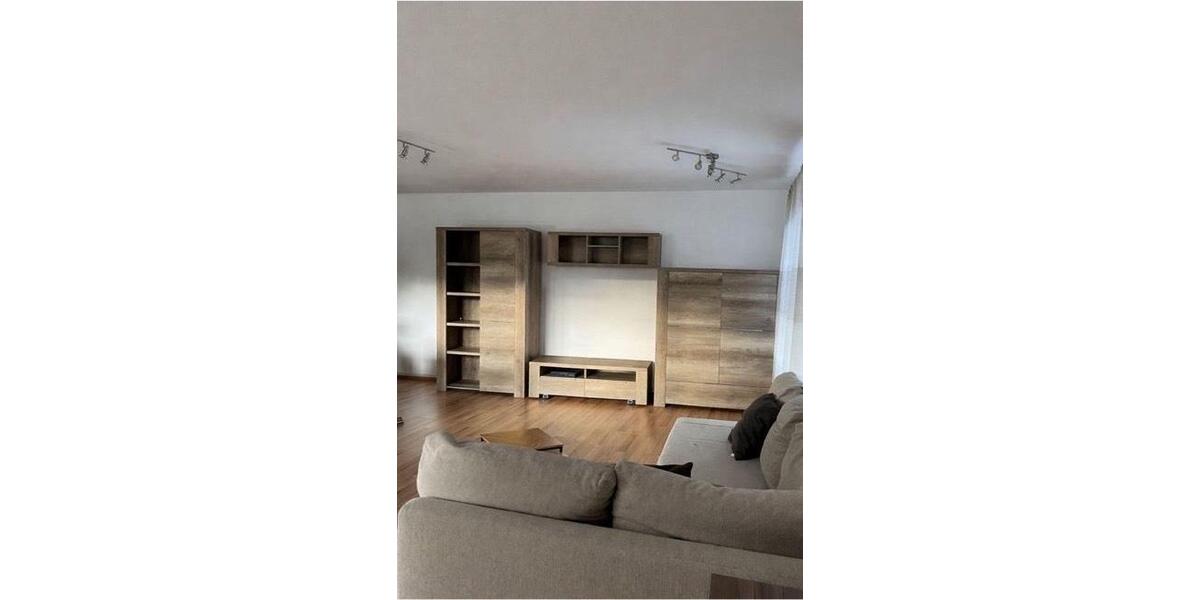 Etagenwohnung Homburg - 2 Zimmer, 80 m&sup2;, 680&euro; | Angebot:25925402