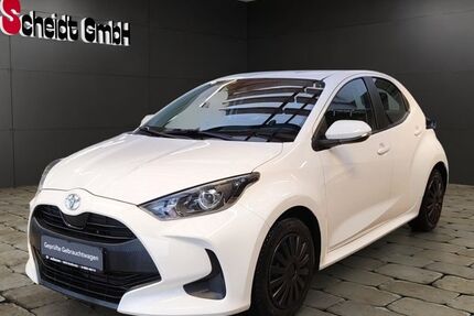 Toyota Yaris 32.097 km 15.270 &euro; Schiffweiler 66578