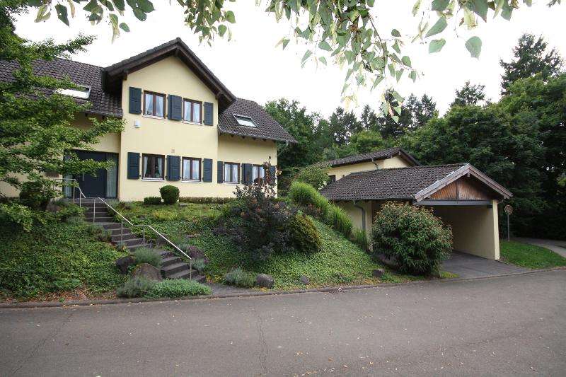 Einfamilienhaus Kusel - 5 Zimmer, 158 m&sup2;, 447.000&euro; | Angebot:24900599