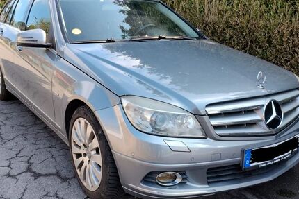 Mercedes-Benz C 350 176.000 km 9.900 &euro; Homburg 66424