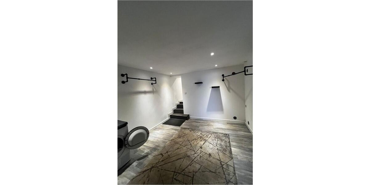 Reihenhaus Quierschied - 6 Zimmer, 140 m&sup2;, 170.000&euro; | Angebot:25253747