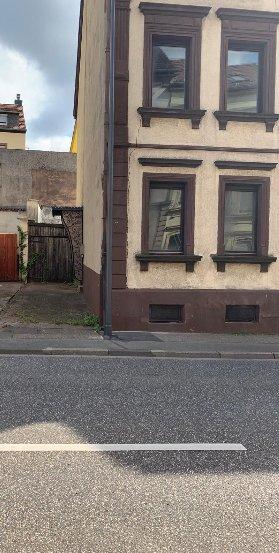 Einfamilienhaus Pirmasens - 6 Zimmer, 150 m&sup2;, 58.500&euro; | Angebot:26882202