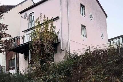 Haus Rodalben - 4 Zimmer, 125 m&sup2;, 215.000&euro; | Angebot:25683931