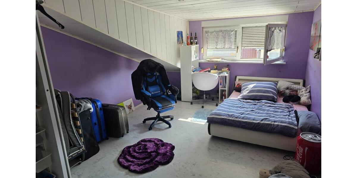 Etagenwohnung Saarbrücken Brebach-Fechingen - 8 Zimmer, 285 m&sup2;, 395.000&euro; | Angebot:26050619