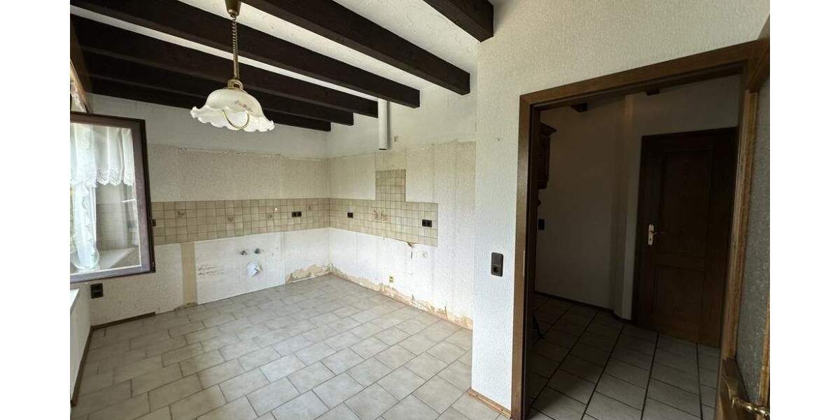 Mehrfamilienhaus, Wohnhaus Merzalben - 8 Zimmer, 255 m&sup2;, 239.000&euro; | Angebot:25821371